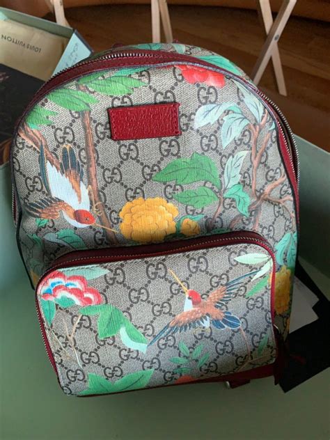 gucci backpack box